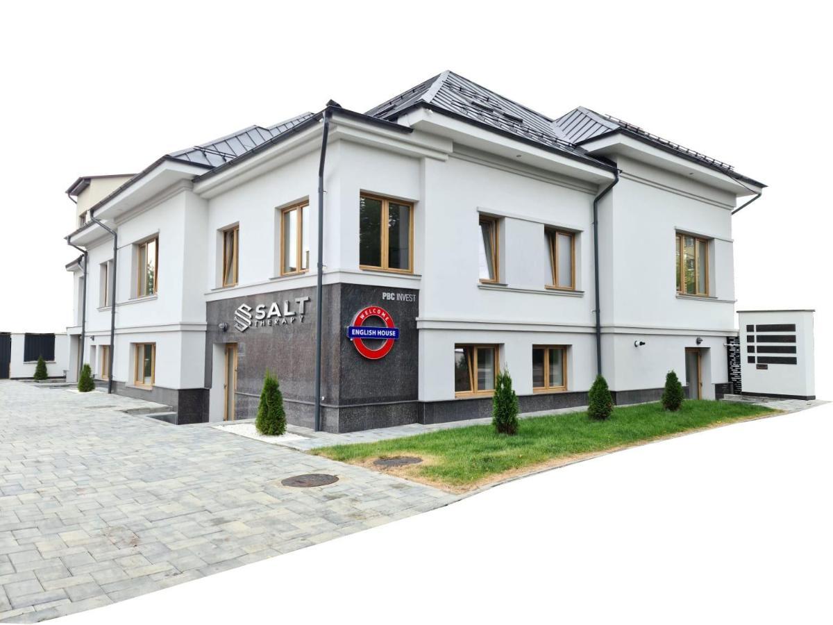 English House บิสตริซา ภายนอก รูปภาพ